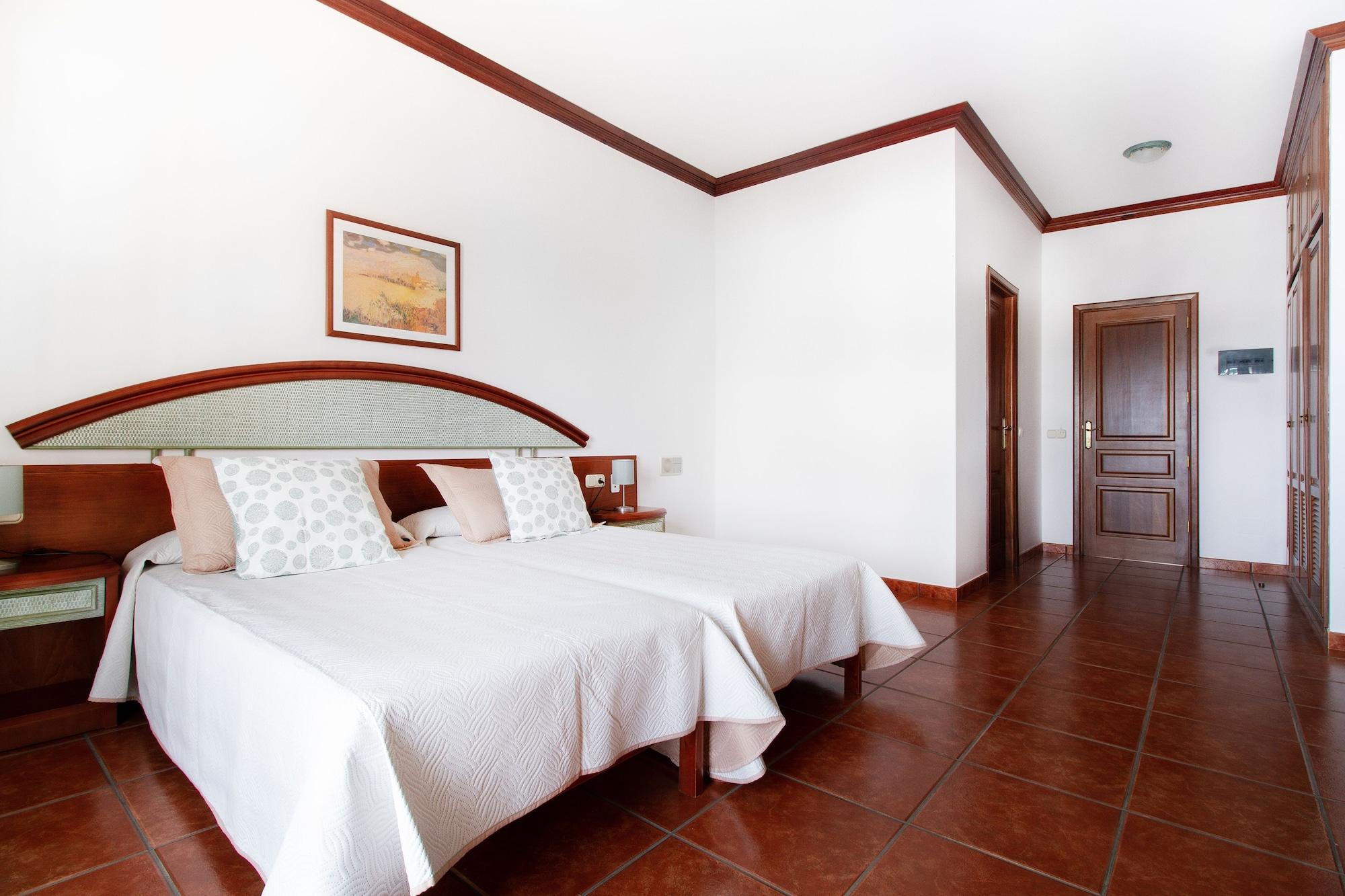 B&B Hotelito El Campo Яйса Екстериор снимка