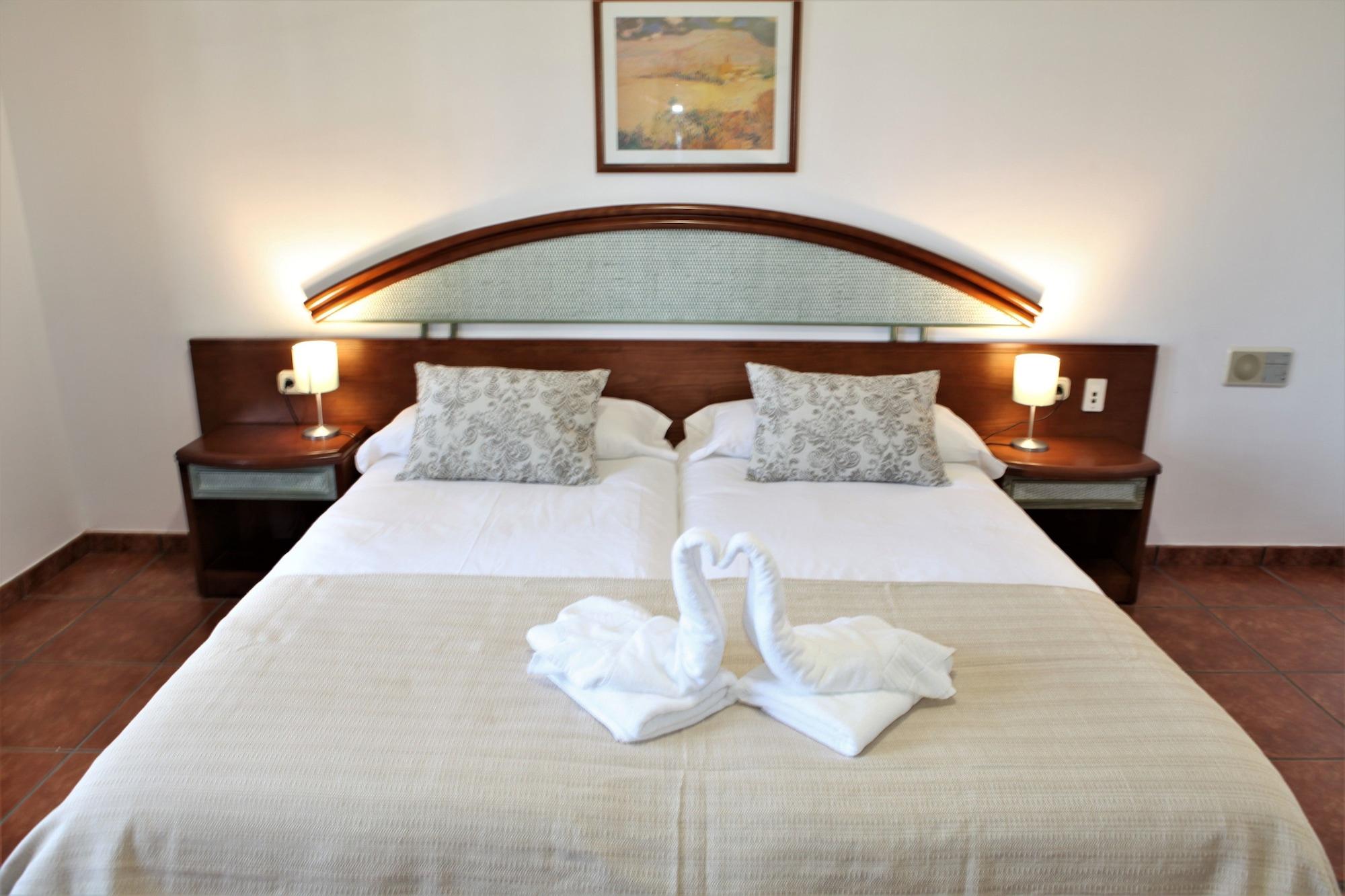 B&B Hotelito El Campo Яйса Екстериор снимка