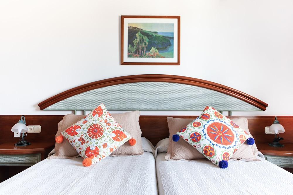 B&B Hotelito El Campo Яйса Екстериор снимка