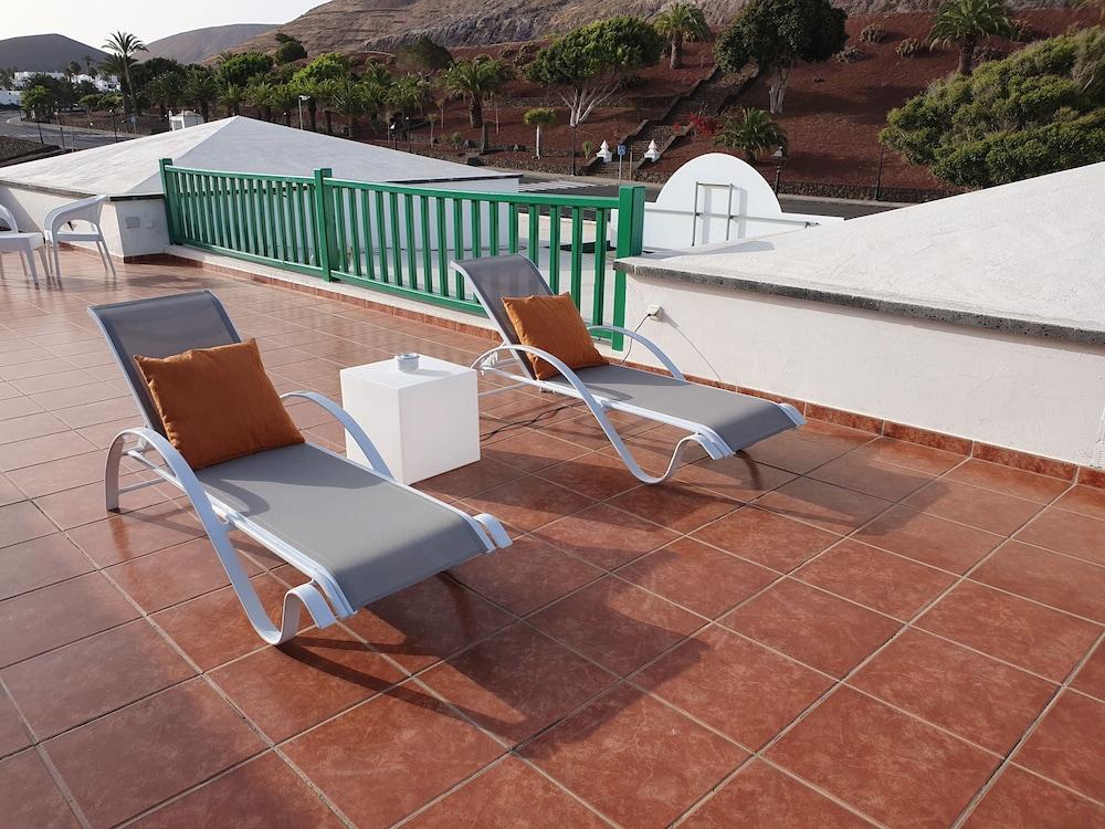 B&B Hotelito El Campo Яйса Екстериор снимка