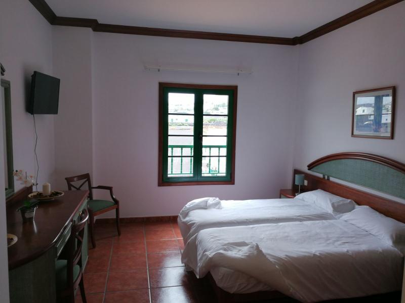 B&B Hotelito El Campo Яйса Екстериор снимка